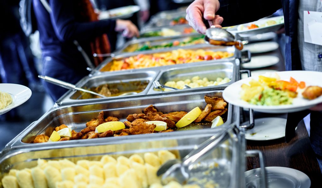 Self-Service-Line-Buffet-Setup-02